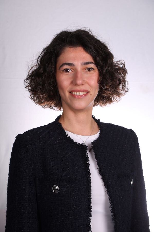 Narin Tanış 